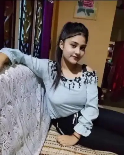 Call Girls Service in Dera Gopipur